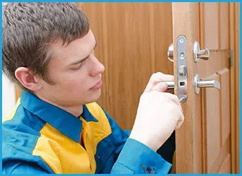 Monrovia Locksmiths Monrovia, CA 626-537-2261 - 5-lock-opening